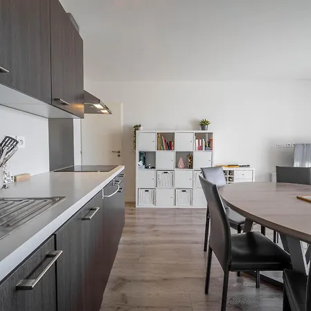Apartment Confortable, Proche Ocean - 5 Pers. *